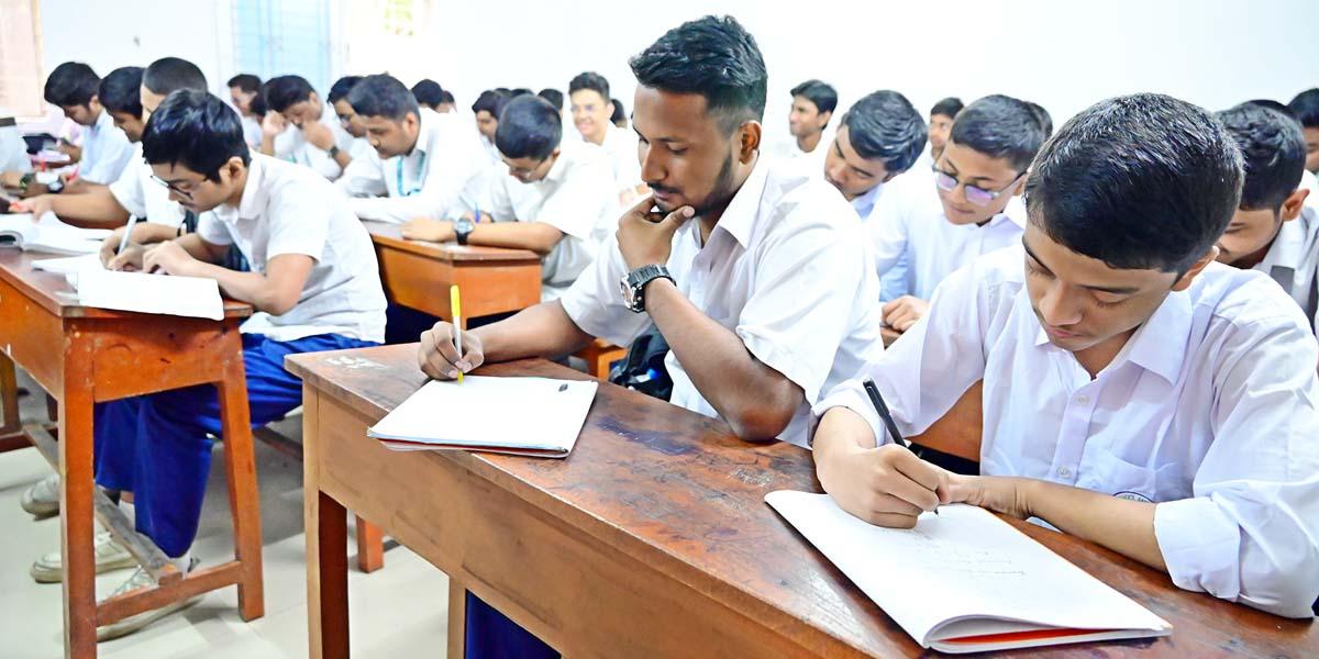 Use of Suitable phrases and words বিষয়ক ২টি Exercise,২য় পর্ব, এইচএসসি ইংরেজি ২য় পত্র